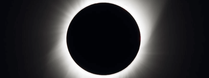 Над Украиной пройдет самое долгое затмение луны 21 века