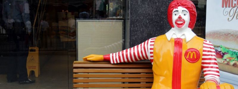 Одесский кинофестиваль, отравления в McDonald's и айсберг величиной с Манхэттен: ТОП новостей дня