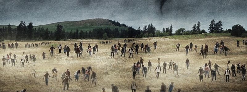 Футболист забил гол после смерти, а американка подожгла поле, спасаясь от зомби: ТОП новостей дня