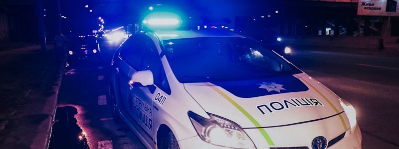 В Киеве на проспекте Ватутина дедушка устроил ДТП и пытался уехать