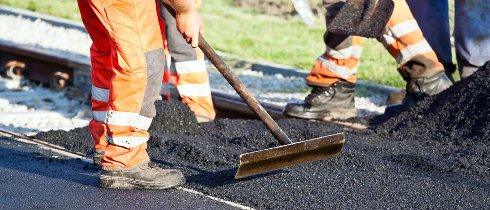 В Киеве на Позняках ограничат движение транспорта: подробности