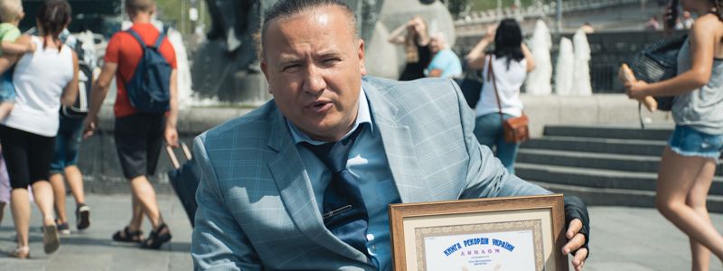 Украинский «железный человек» рассказал как переплывал Босфор усилиями одной руки