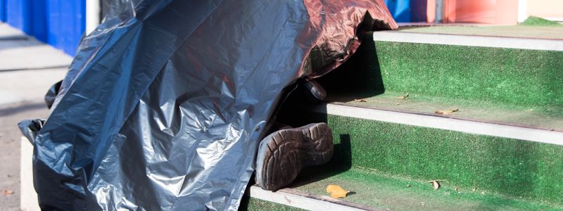 В Киеве на площади Валерия Марченко умер мужчина