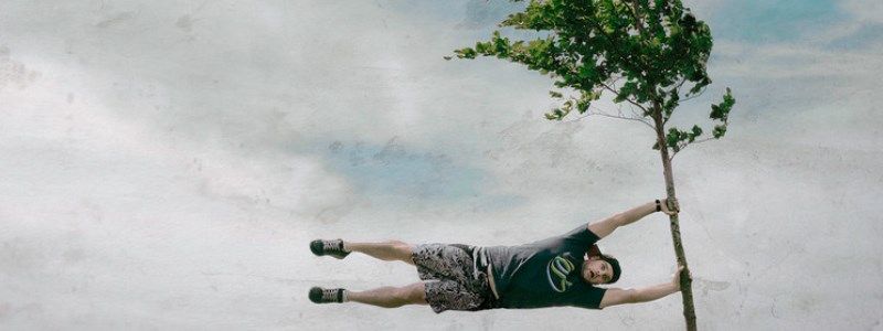 На Киев надвигаются гроза, шквалы ветра и град