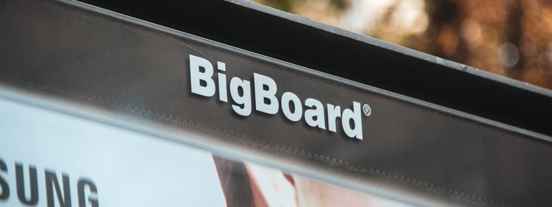 Центр Киева освобождают от рекламы: как это выглядит сейчас