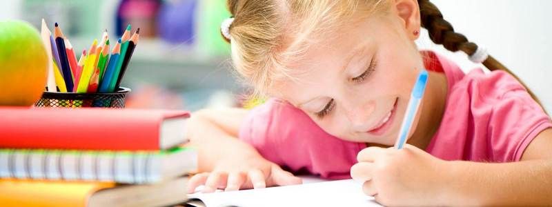 В Украине собираются уменьшить количество домашних заданий для школьников