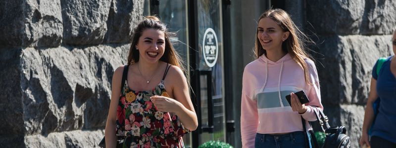 Столица в лицах: как жители Киева проводят теплую пятницу