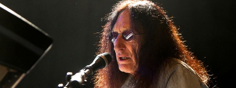 Информатор дарит билеты на концерт Кена Хенсли, автора мирового рок-хита «Lady in Black»