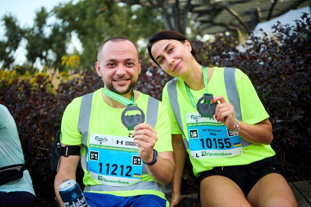 Як військові на протезах пробігли Київський марафон Незламності 2023: більше 5 тисяч киян взяли участь у змаганнях 14