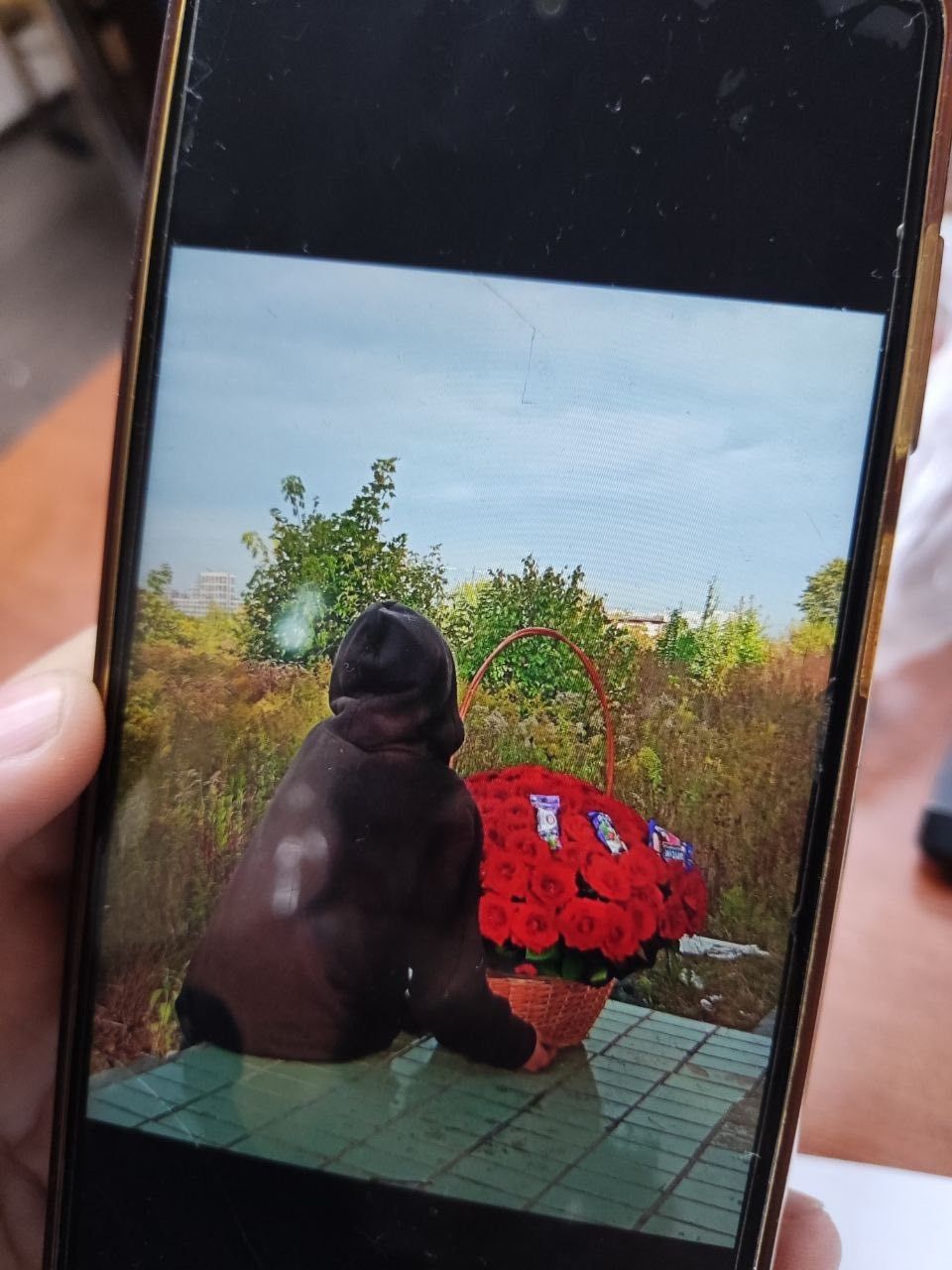 У Києві підлітки обкрадали могили полеглих захисників України 1