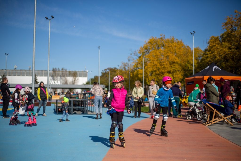 Куди піти у Києві на вихідних: які локації відкриті на ВДНГ восени 2