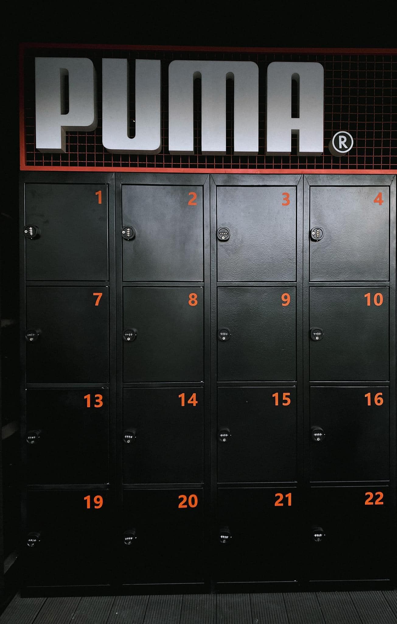 Вот такая конструкция появилась в парке. Фото - Ukrainian Sport TV