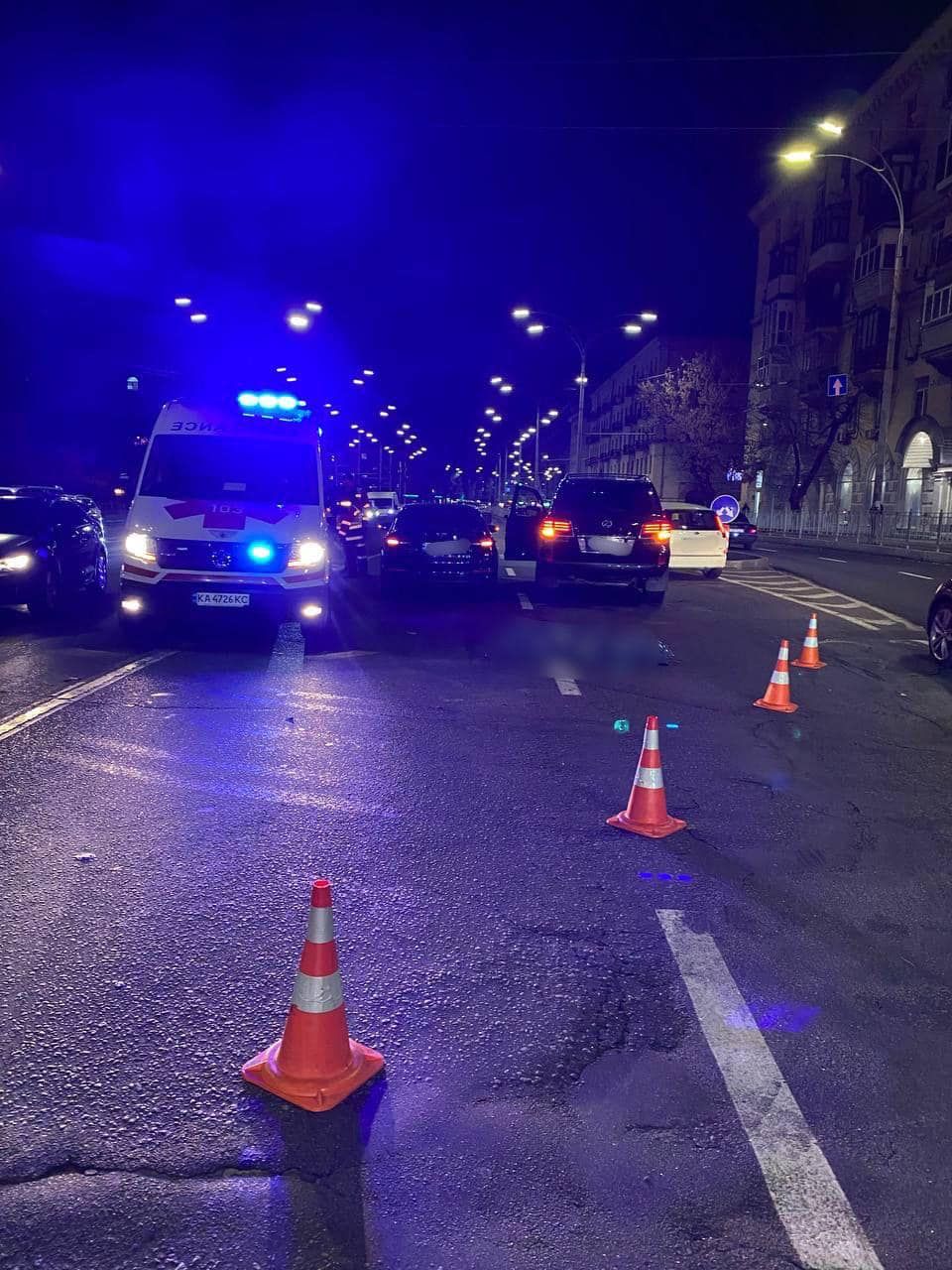 фоткі мають бути підписані