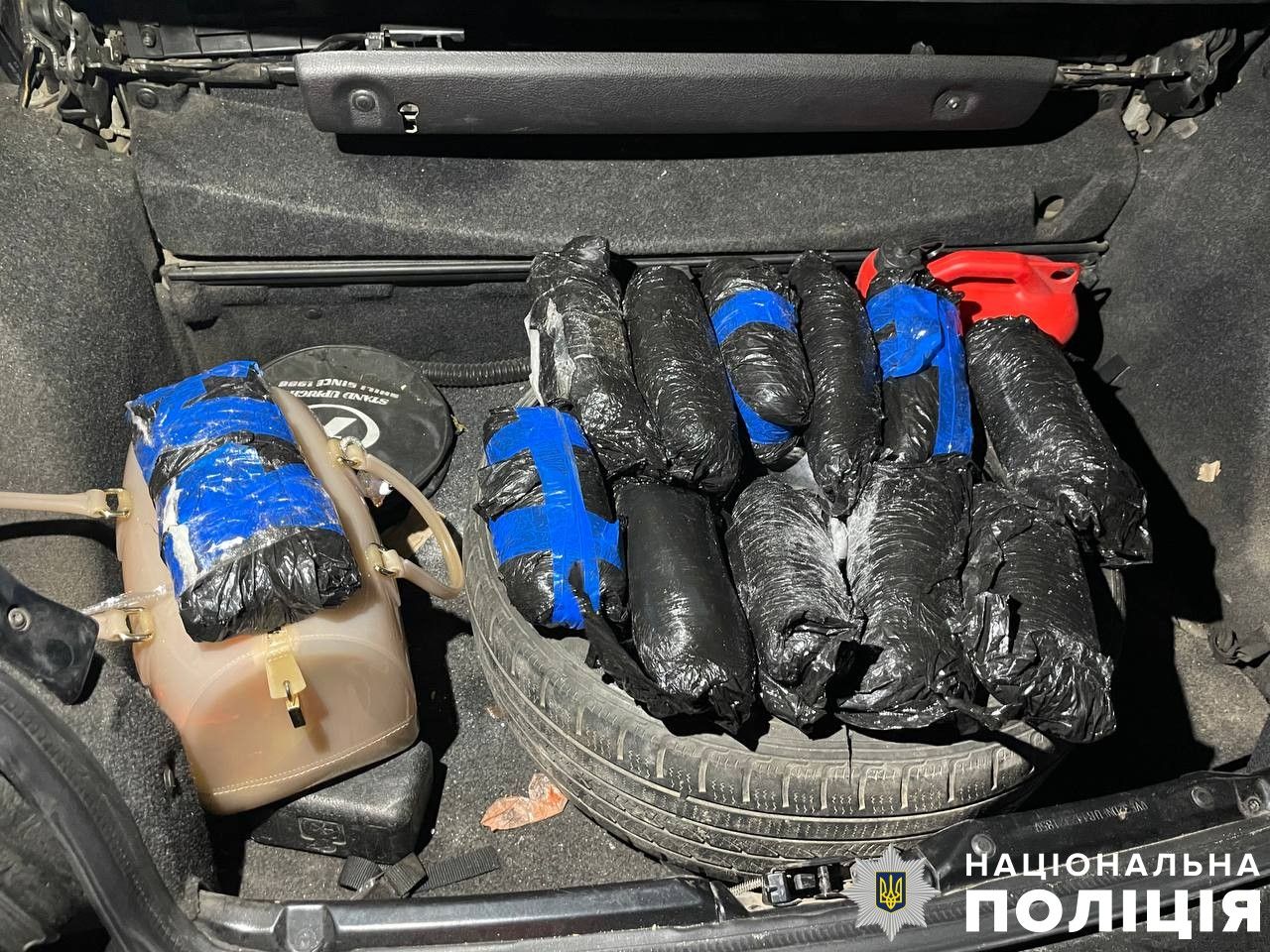 В згортках знаходилась сіль Альфа-PVP В згортках знаходилась сіль Альфа-PVP