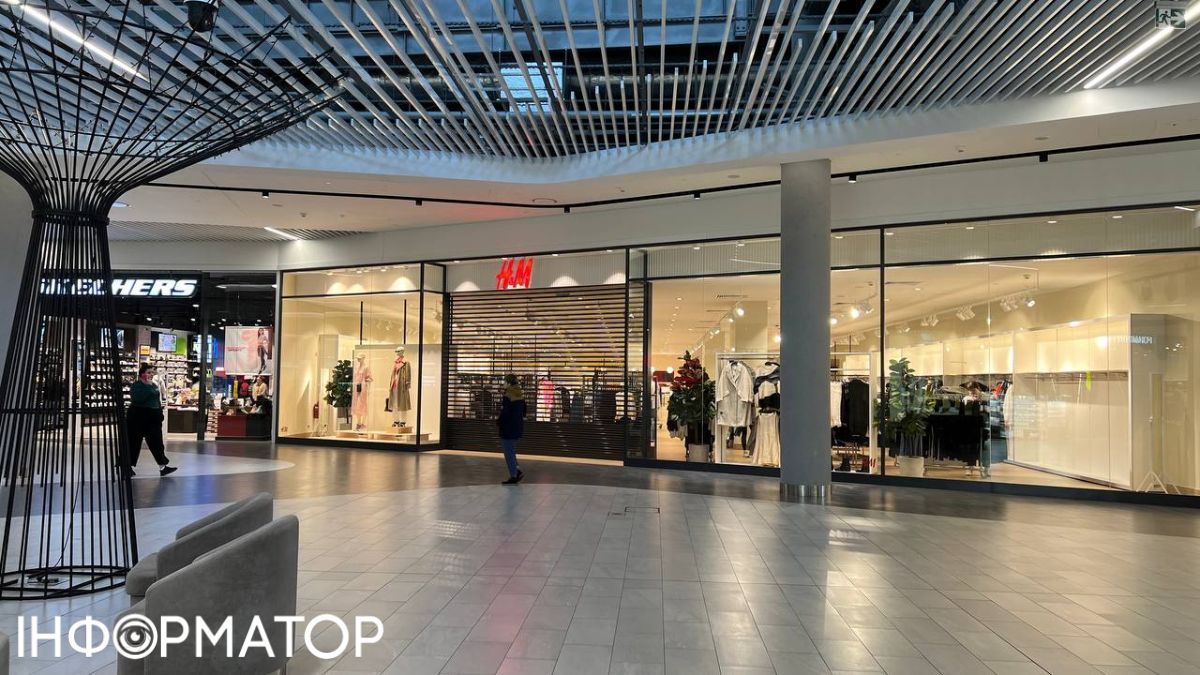 У ТРЦ "Ретровіль" до відкриття ще не готові У ТРЦ "Ретровіль" до відкриття ще не готові