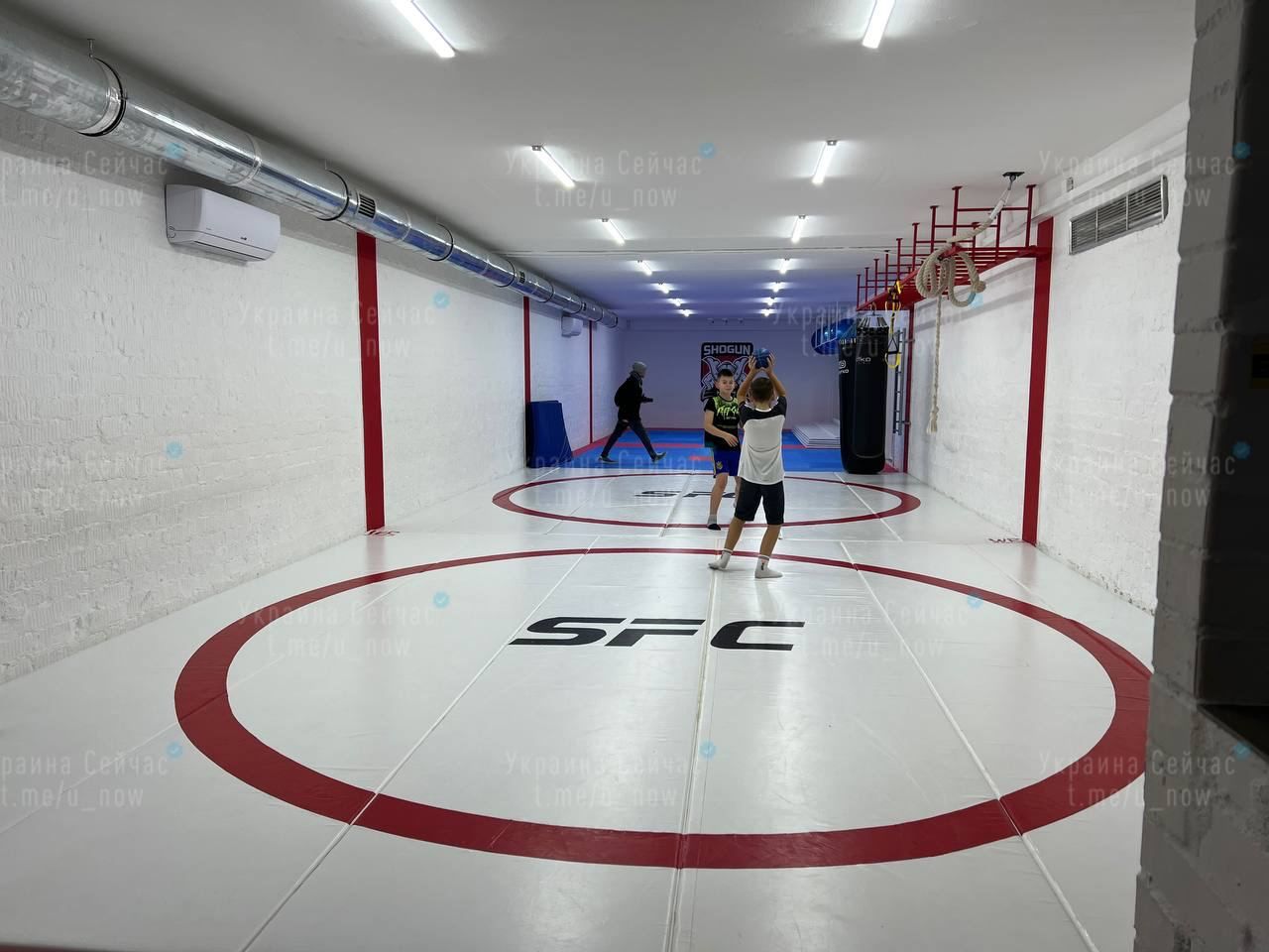 Сховище під час атаки в "мирний" час стає спортмайданчиком