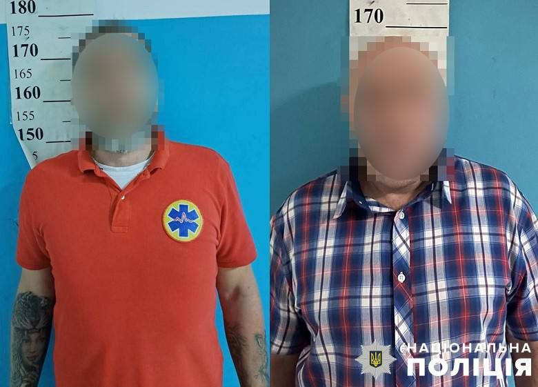  Зловмисниками, які незаконно заволоділи квартирою пенсіонерки, виявились місцеві мешканці, 1976, 1977 та 1989 років народження.