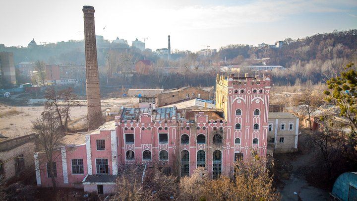 Так виглядає завод Ріхтера зараз.
