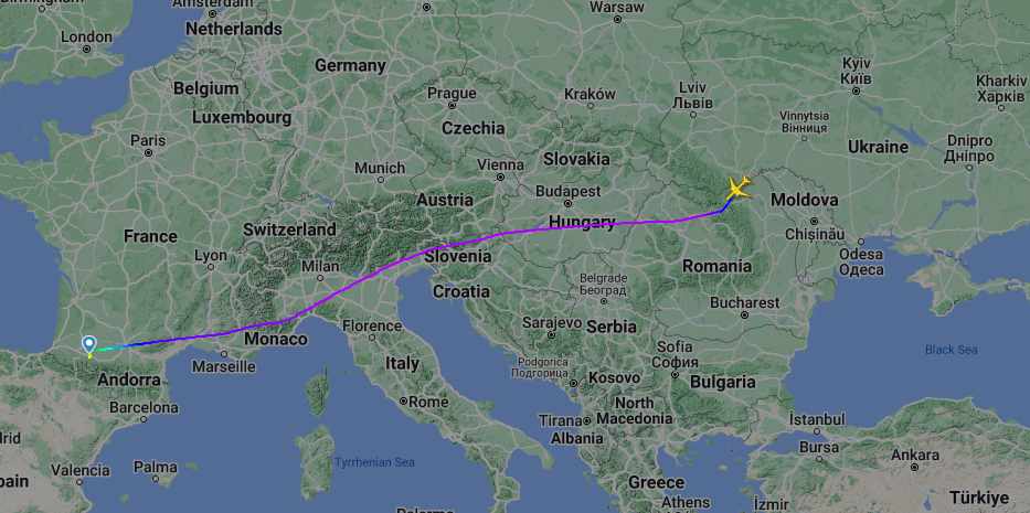 Система "увидела" самолет над Румынией - скриншот с flightradar24 Система "увидела" самолет над Румынией - скриншот с flightradar24