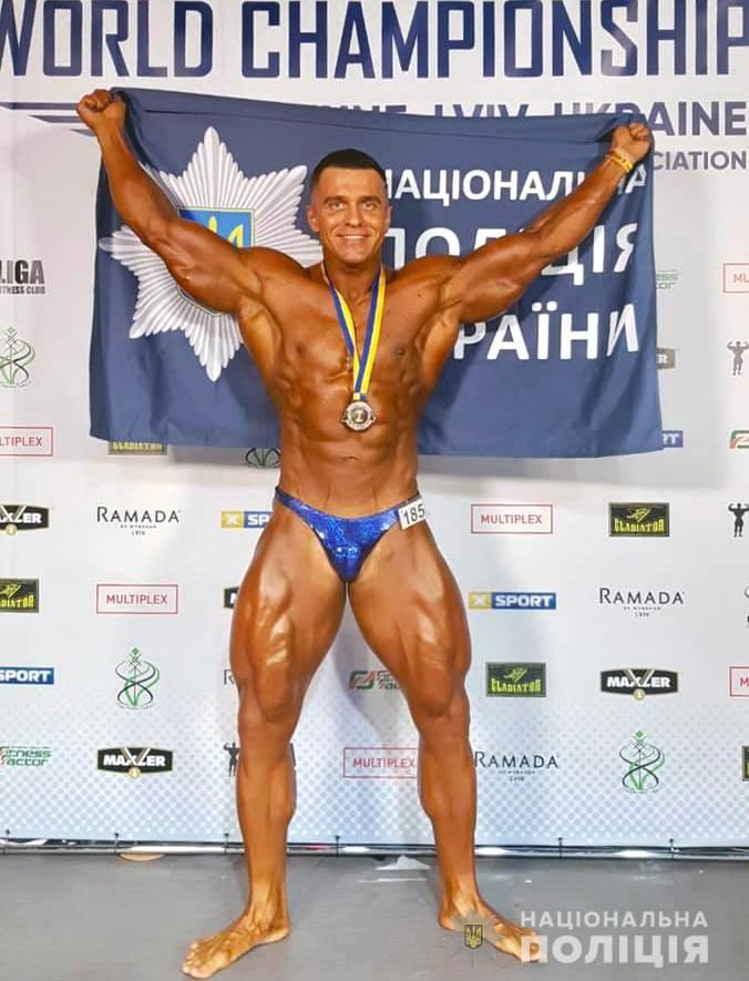 Представник Нацполіції завоював відзнаку у конкурсі бодібілдеров.