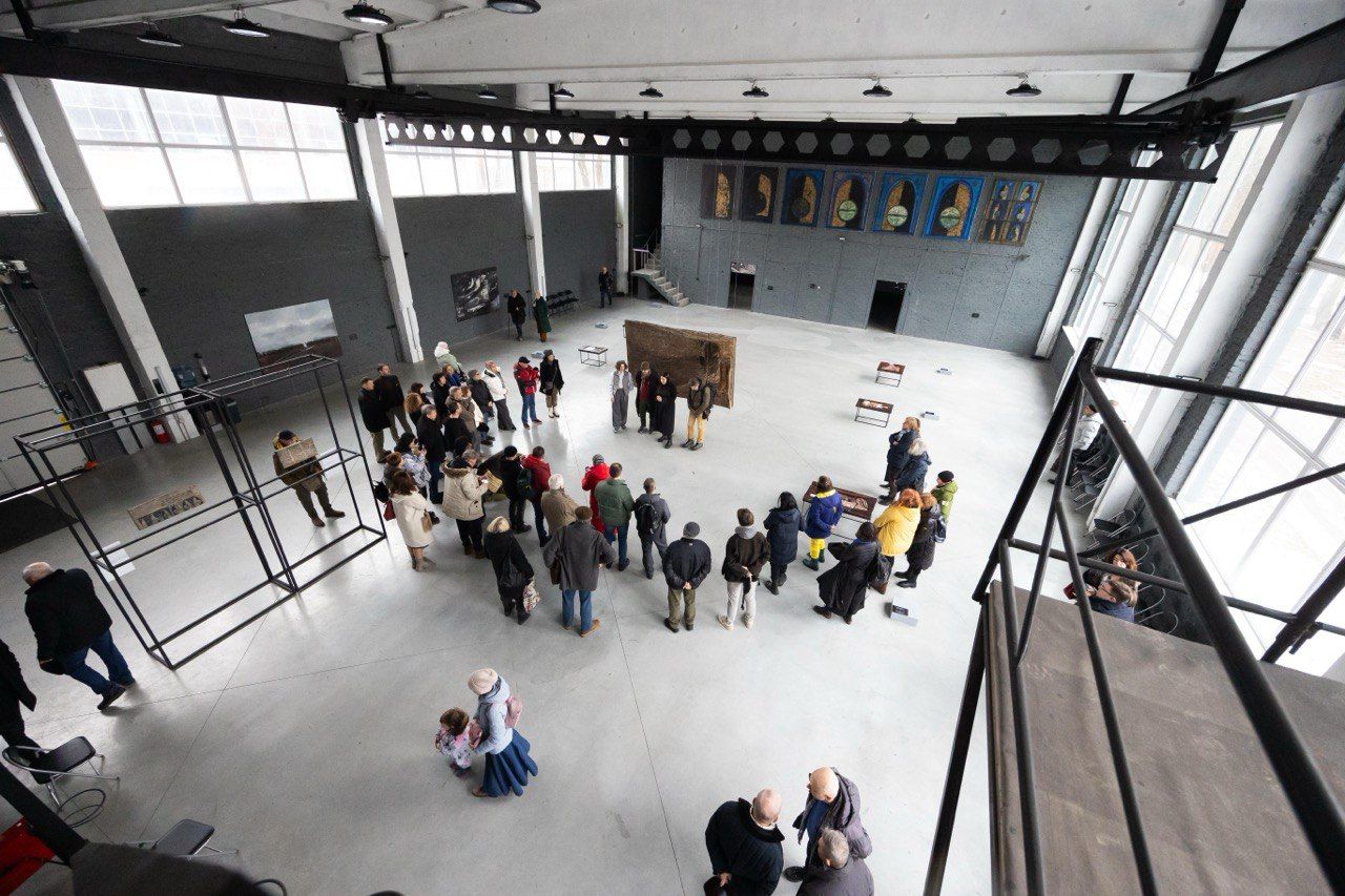 Виставка проходить у відреставрованому Центрі живої пам'яті заповідника "Бабин Яр". Фото Віталій Ухов