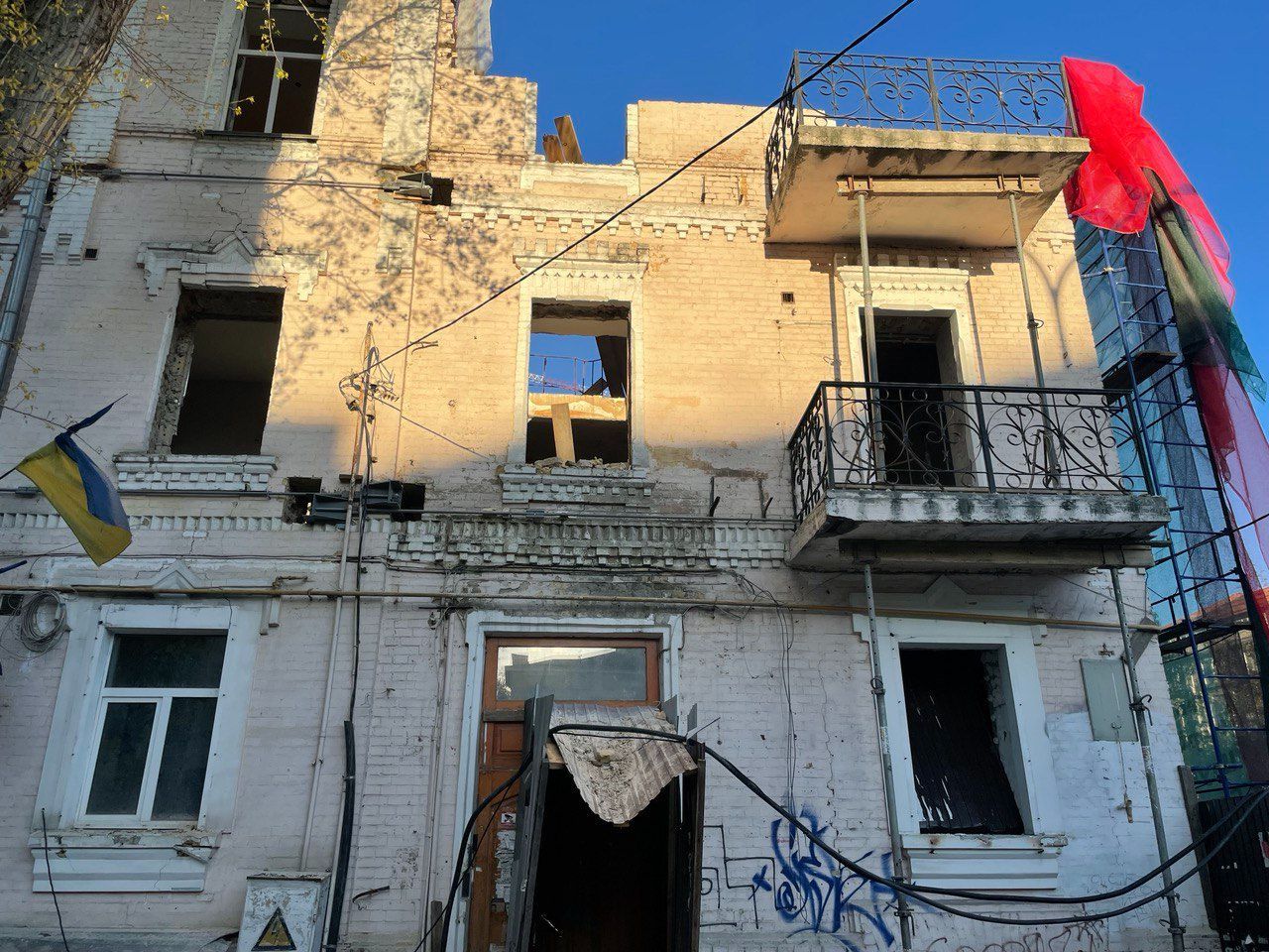 Торік будинок почали незаконно розбирати. Фото: Тетяна Асадчева