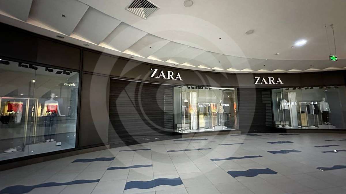 Частина ТРЦ SkyMall, де знаходяться магазини групи, не користується популярністю