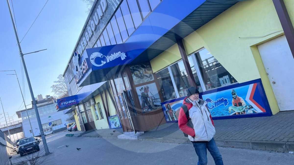 Рибалки дивляться з підозрою, втім, відкриттю станції радіють