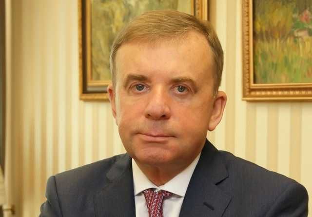 Фірма, яка хоче провести реконструкцію, зареєстрована на В'ячеслава Юткіна.