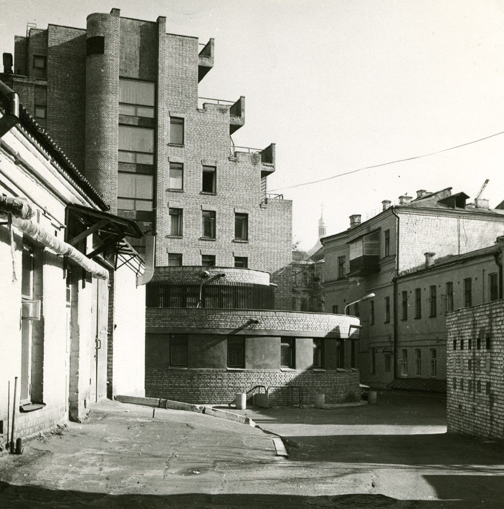 З ротонди для огляду пацієнтів зробили спа. З ротонди для огляду пацієнтів зробили спа.