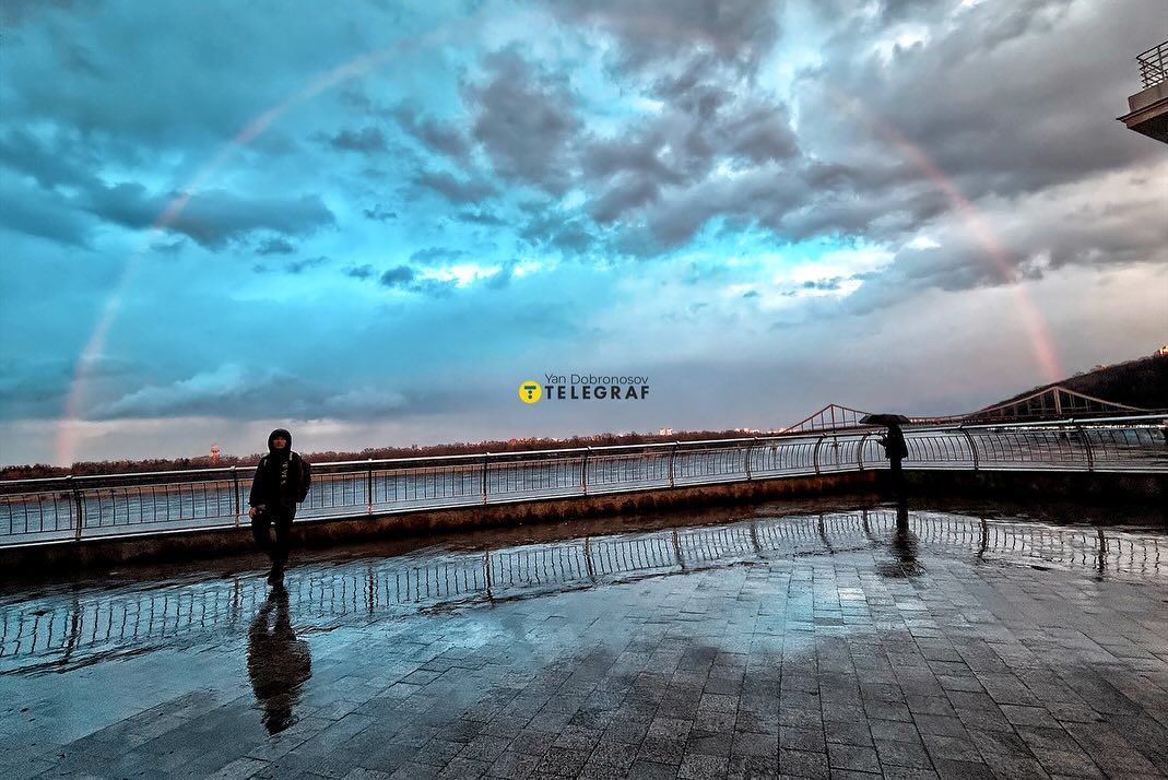 Веселка в небі після побачених катаклізмів Веселка в небі після побачених катаклізмів