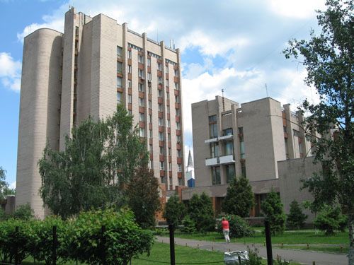 Родині ексголови Київміськбуду нададуть в оренду ділянку під водолікарнею: Генпрокуратура цікавиться продажею закладу 1