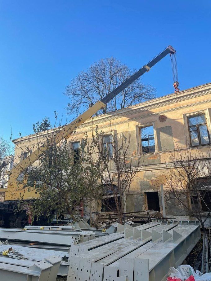 Такими будівельні роботи побачили кияни. Такими будівельні роботи побачили кияни.