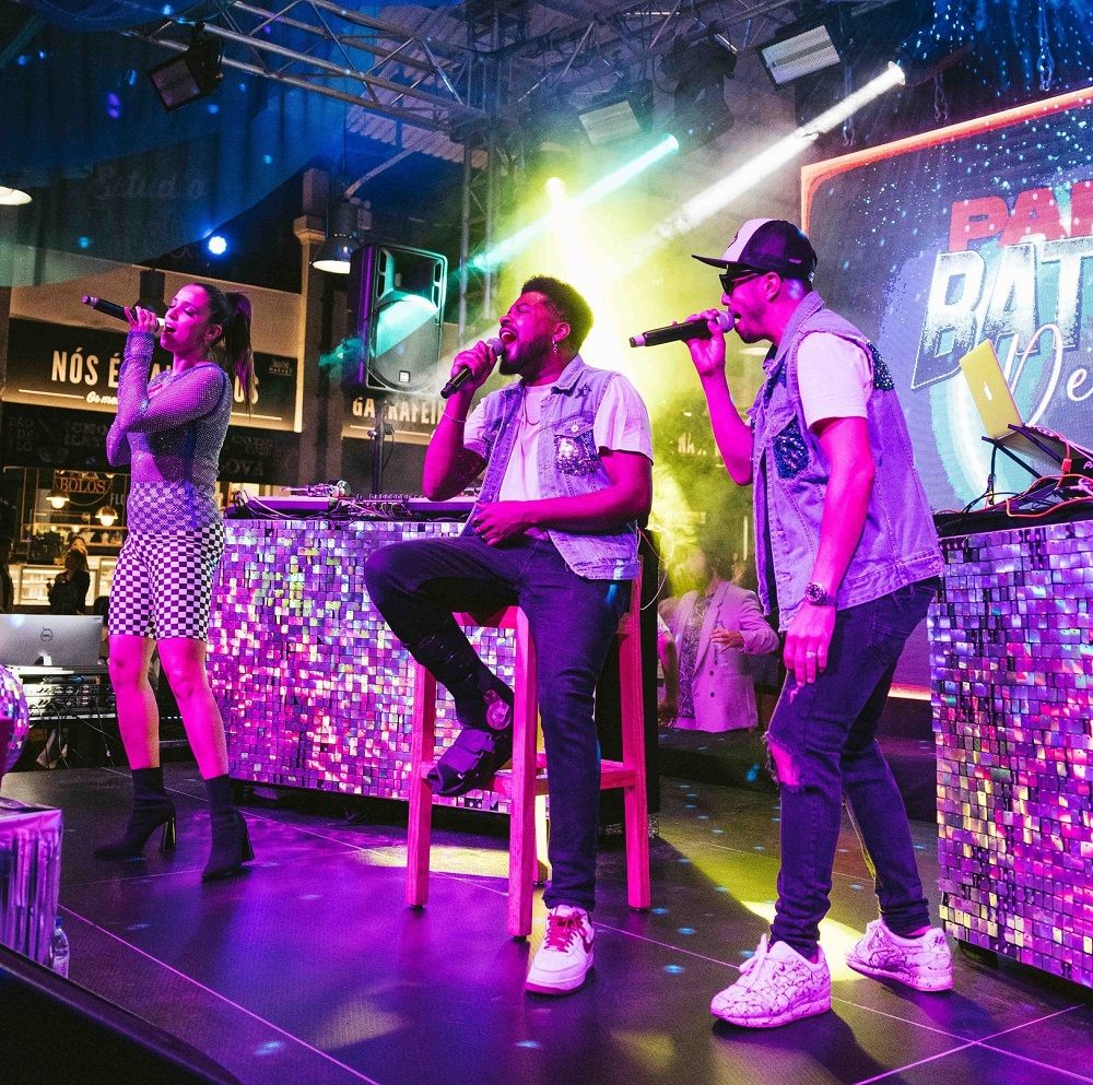 Место стало модной локацией.