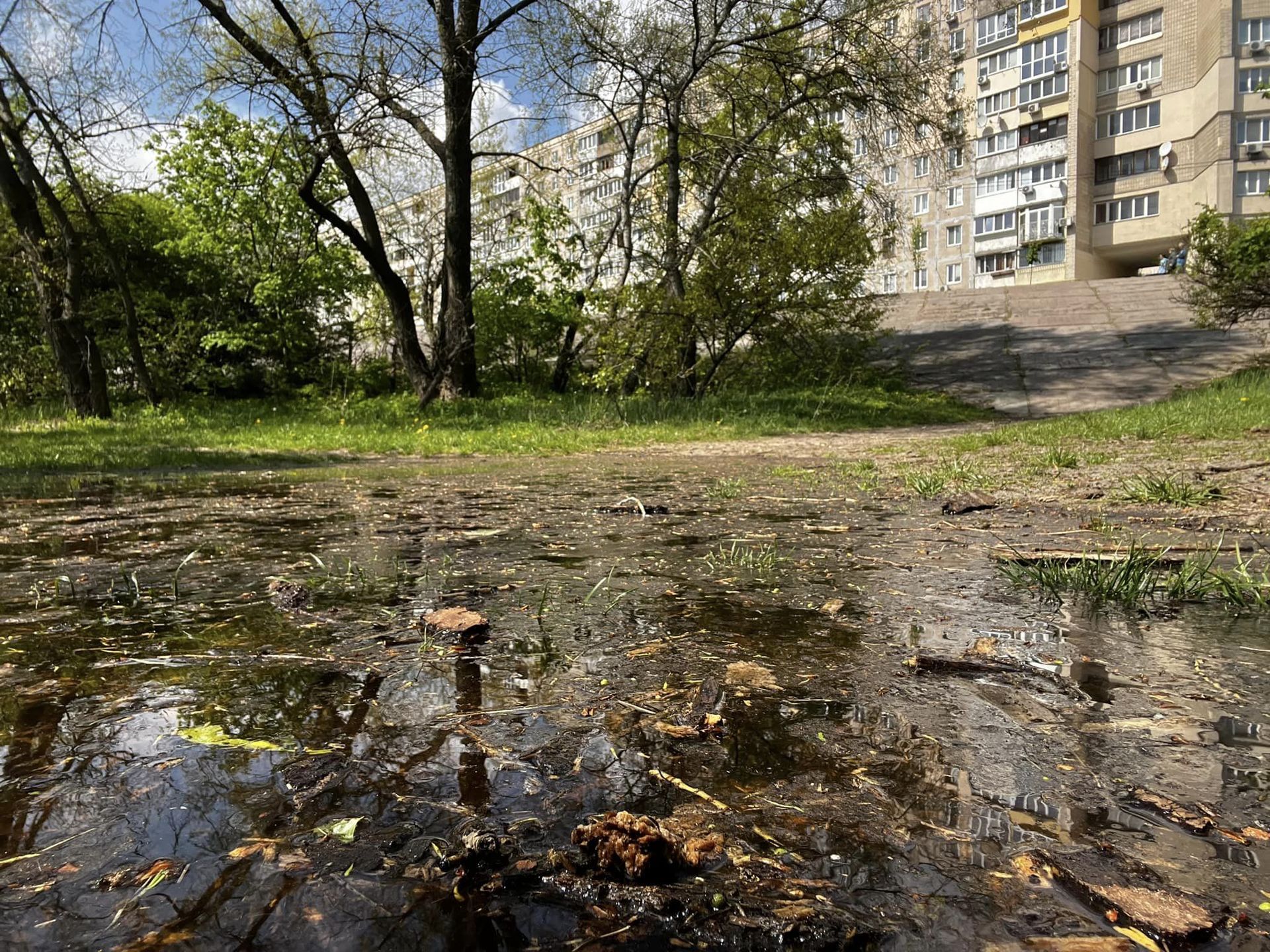 Парк без паркінгу: місце, де Кличко хотів збудувати аквастоянку на Оболоні, знов затопило 1