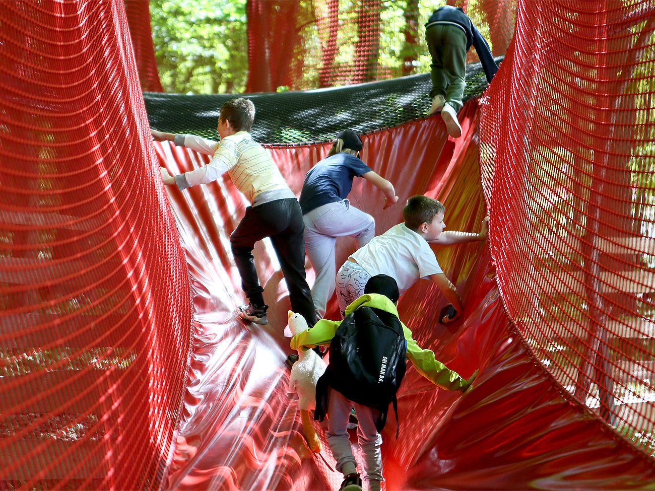 Григорій Козловський та Emily Resort влаштували свято для дітей загиблих захисників 4