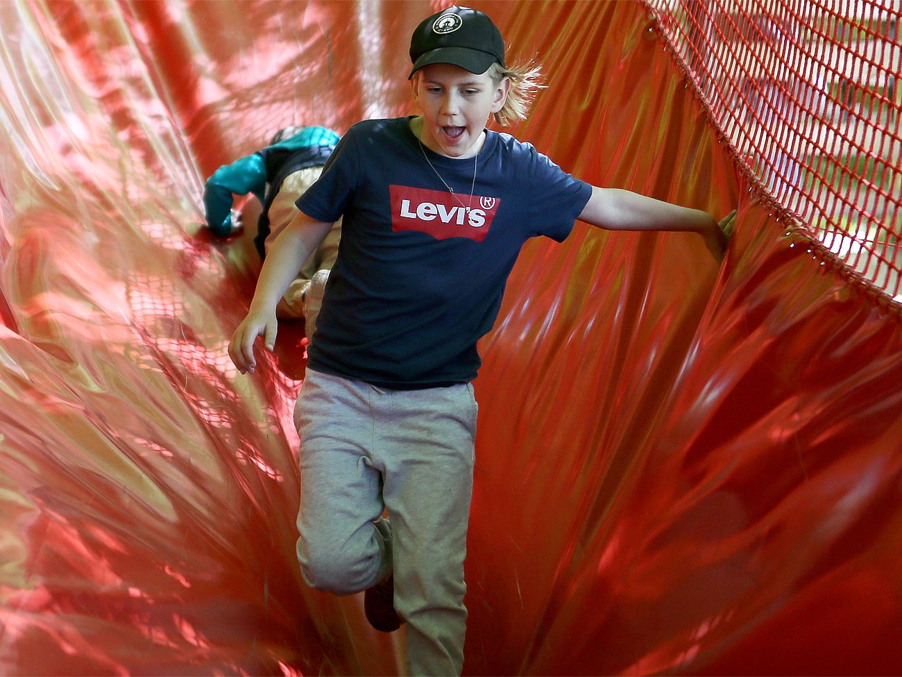 Григорій Козловський та Emily Resort влаштували свято для дітей загиблих захисників 3