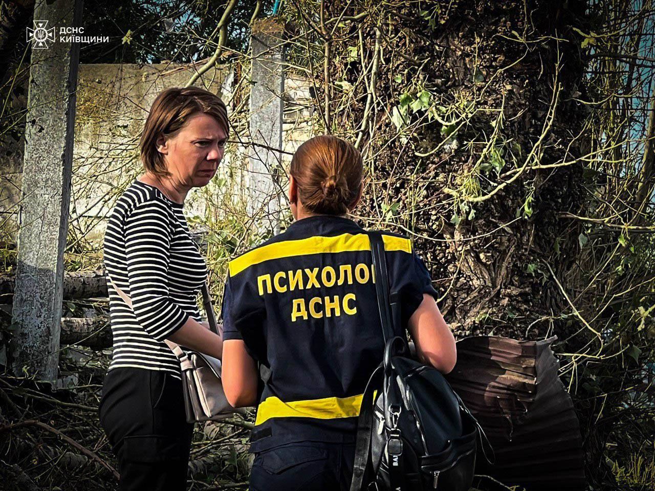На місці працюють психологи ДСНС На місці працюють психологи ДСНС