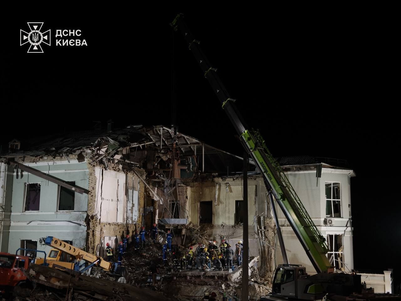 Розбір завалів