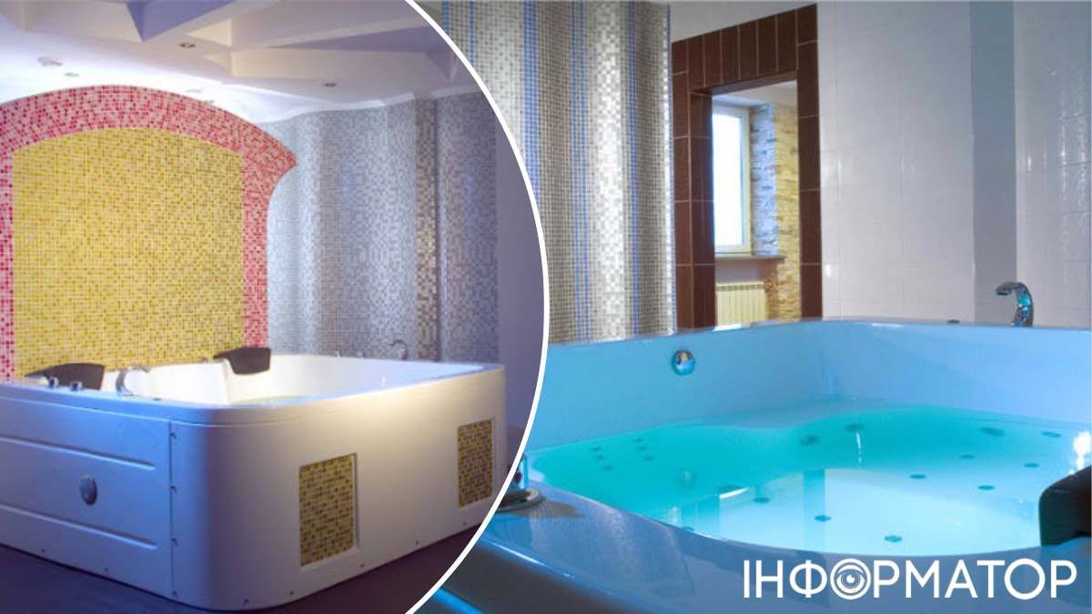 На першому поверсі біля саун є велика джакузі