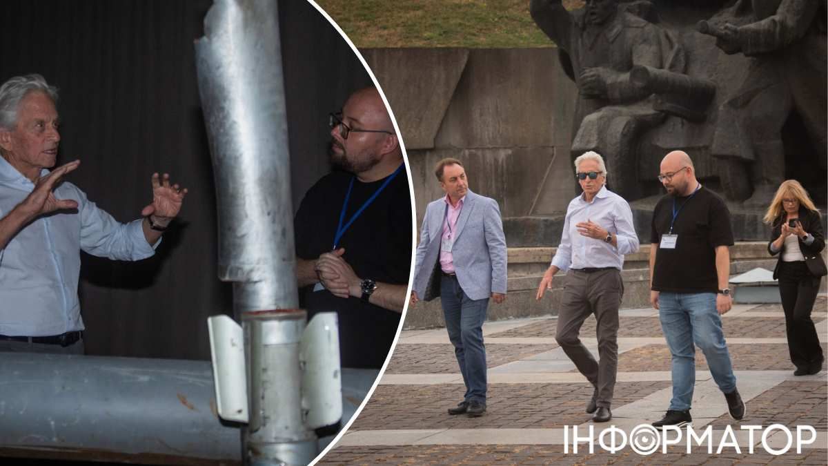 В Музеї історії України у Другій світовій актор оглянув виставку, присвячену більш сучасним бойовим діям на території України