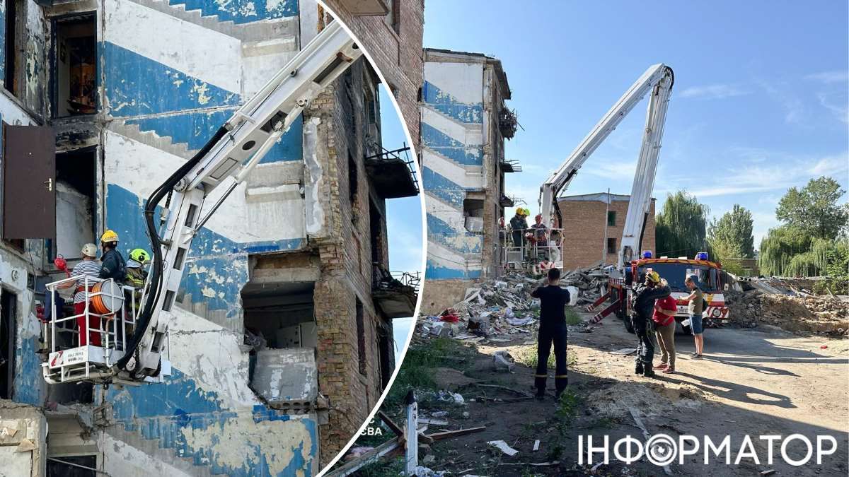 Київські рятувальники показали, як проводили операцію з підйому мешканців до їхніх квартир