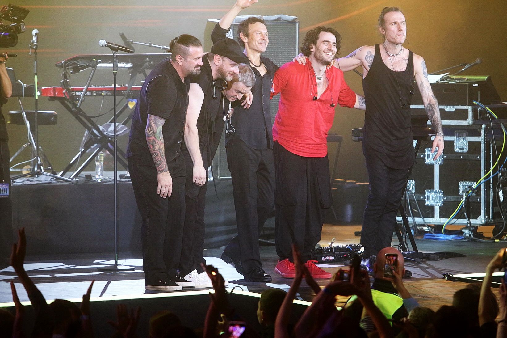 Що Інформатор побачив на ювілейному концерті Океану Ельзи – великий фоторепортаж 55