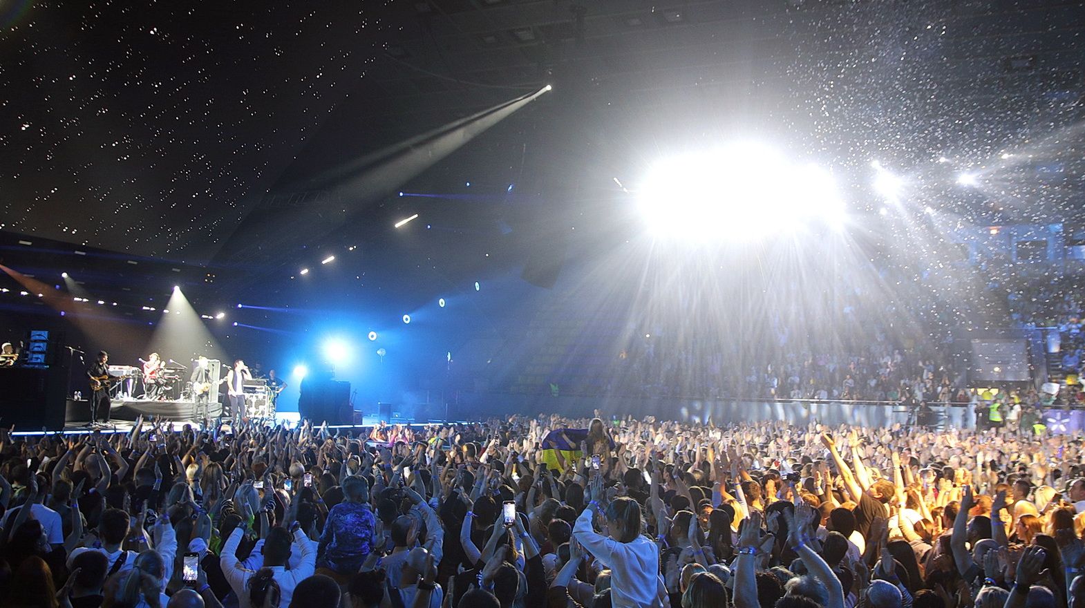 Що Інформатор побачив на ювілейному концерті Океану Ельзи – великий фоторепортаж 26