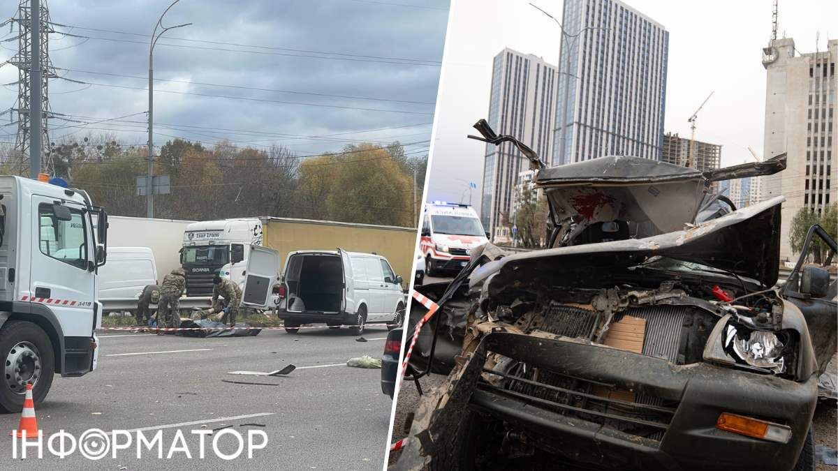 Вещи с военного пикапа разбрасывало по всей трассе