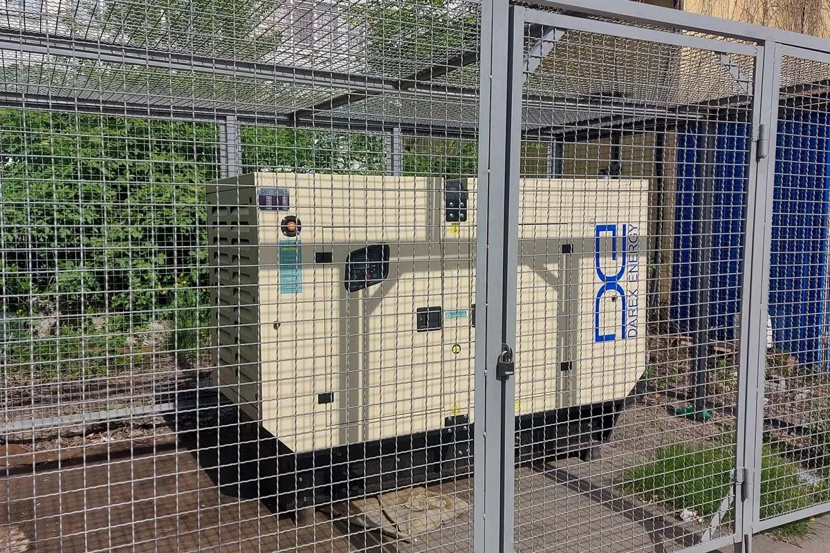 Усі діючі 1250 магазинів «АТБ-МАРКЕТ» по всій країні забезпечено власними ДЕС Усі діючі 1250 магазинів «АТБ-МАРКЕТ» по всій країні забезпечено власними ДЕС