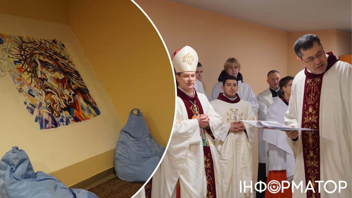 Настоятель прихода отец Павел Вышковский (справа) говорит, что у каждой из комнат есть своего покровителя