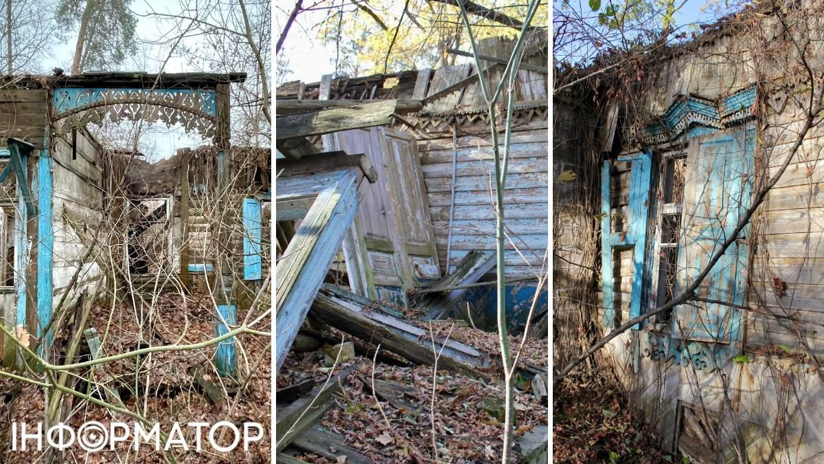 Приблизительно с 2010 года дом стоял без крыши, подгнивал изнутри и в конце концов начал разрушаться. Фото: Антон Короб, 2021 год