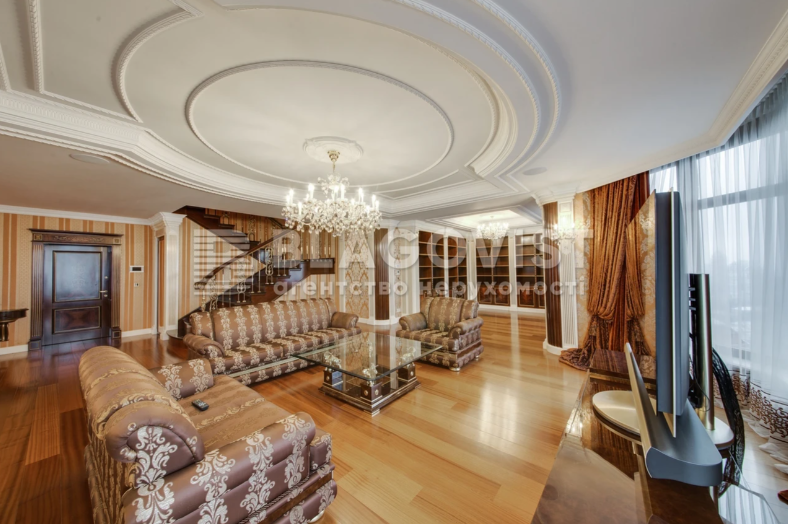 Квартира имеет 5 комнат