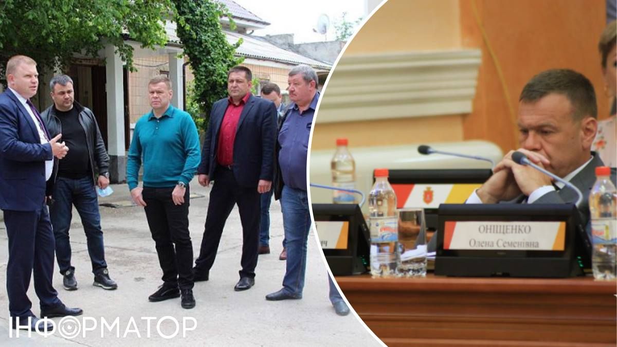 Підгайний, як заступник голови ОДА, у Білгород-Дністровському інспектує будівництво (травень 2021-го) та у кріслі віцемера Одеси (серпень 2020 року)